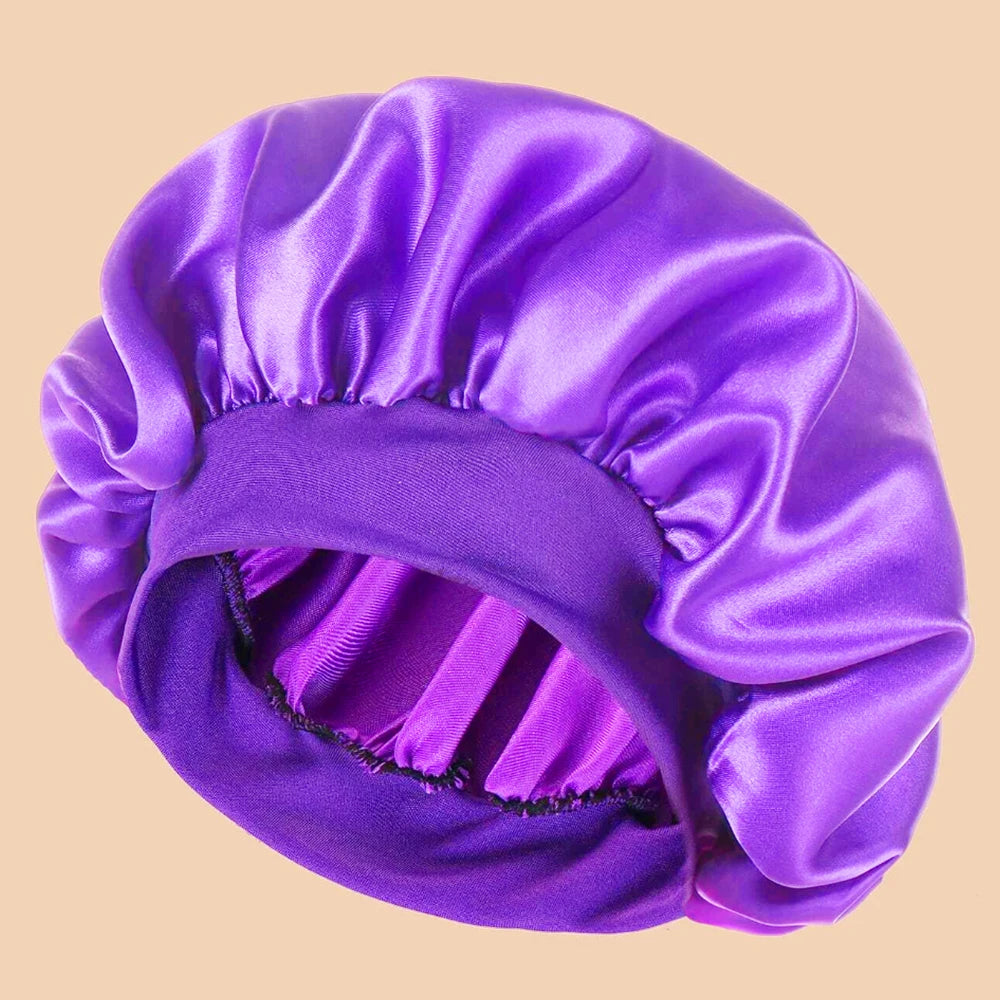 Satin Wide-Brim Shower Bonnet
قبعة استحمام ساتان واسعة